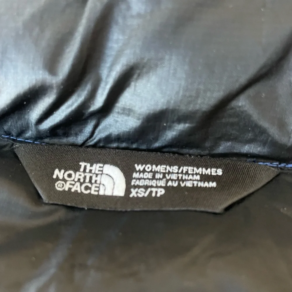 The North Face Thermoball Women's Blue Quilted Jacket - Picture 7 of 8